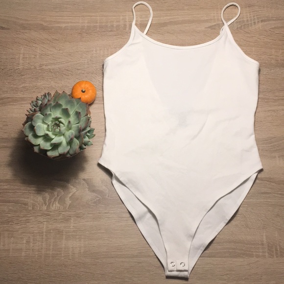 Forever 21 Tops - White bodysuit